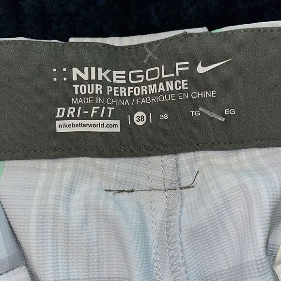 Nike Tour Performance Grey & Lime Green plaid Poly Flat front Golf Swoosh Shorts - Picture 2 of 7